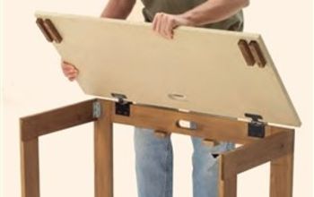 What type of hinges are used on the top of this folding table?