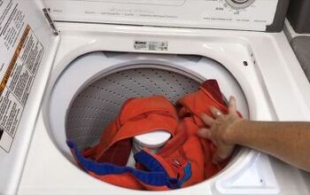 7 Best Laundry Detergents for Odors in Clothes, Towels & More