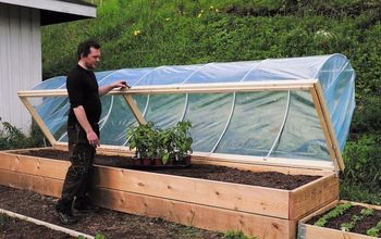 Easy DIY Hinged HOOPHOUSE for Raised Bed