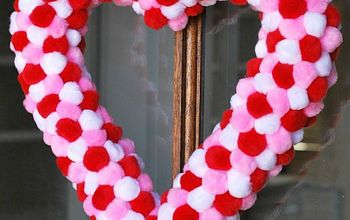 Easy Pom Pom Heart Wreath