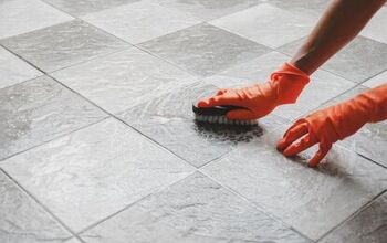 How to Remove Paint From Tile