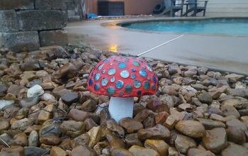 How to Use Dollar Store Bowls to Make Mushroom Solar Lights