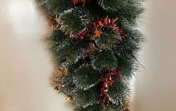 How to Make an Upside Down Christmas Tree Wreath in Minutes